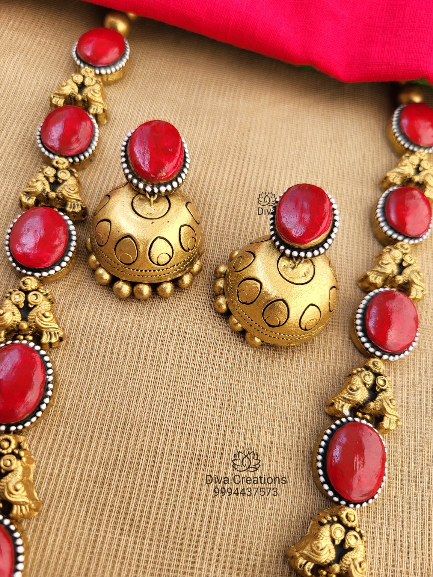 Oval Gandeur Terracotta Jewellery