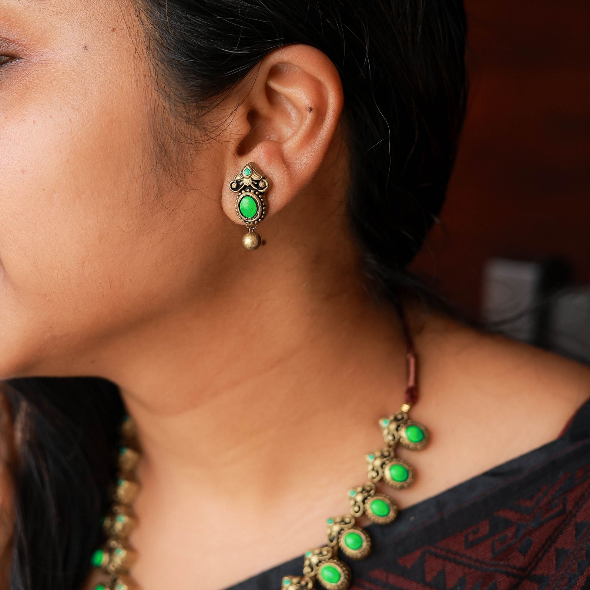 Handcrafted green paisley terracotta necklace with matching earrings
