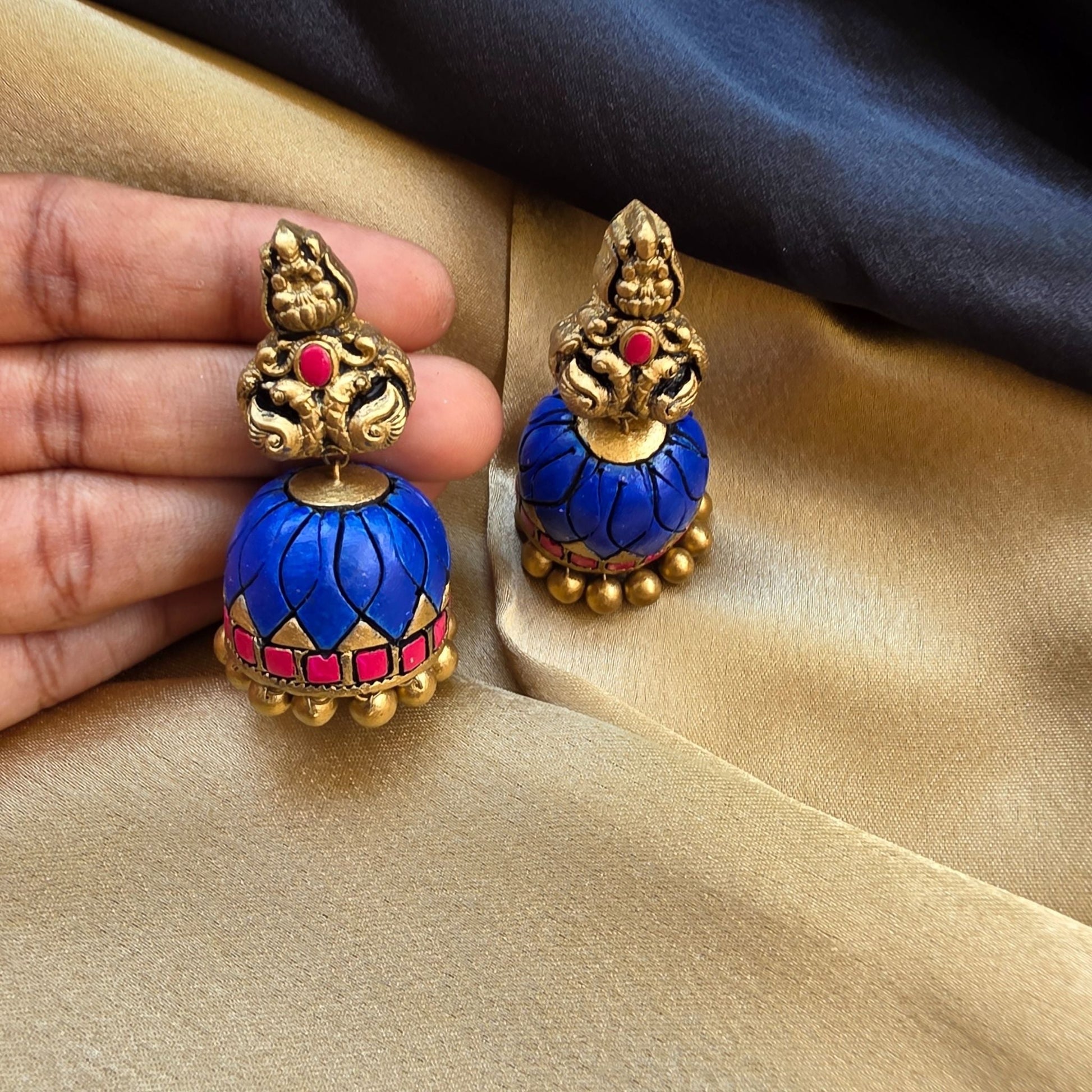 Sindhoori Terracotta Jumka Variant 4