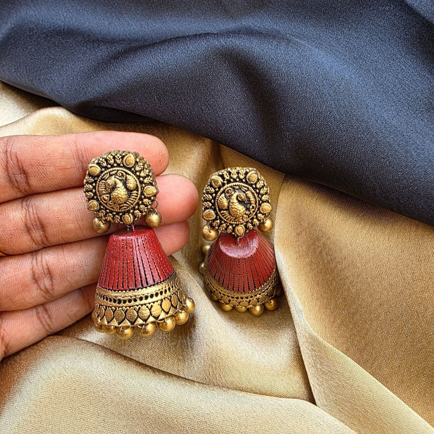 Thenmozhi Terracotta Jumka Variant 1