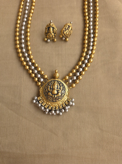 Artisan crafted terracotta Ganesha jewellery set