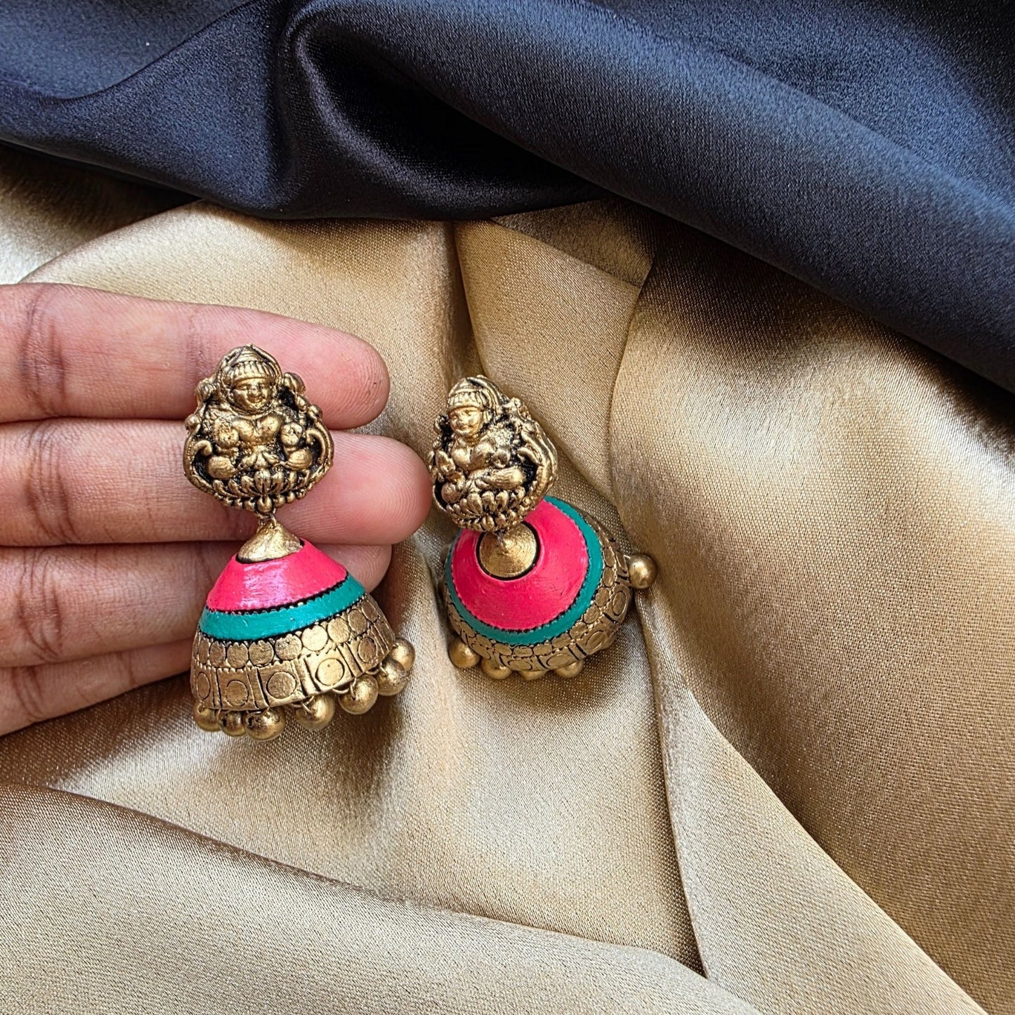 Vannam Terracotta Jumka Earrings  Variant 1